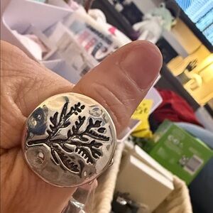 Silver Leaf Design Ring